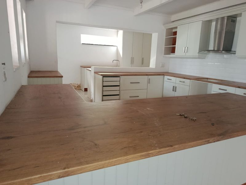 5 Bedroom House For Sale In Belmont Valley - Photo 8