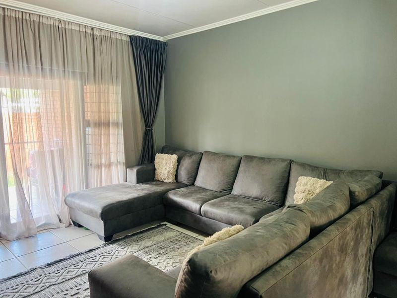 2 bed 1 Bath Ground Floor Unit - Photo 7