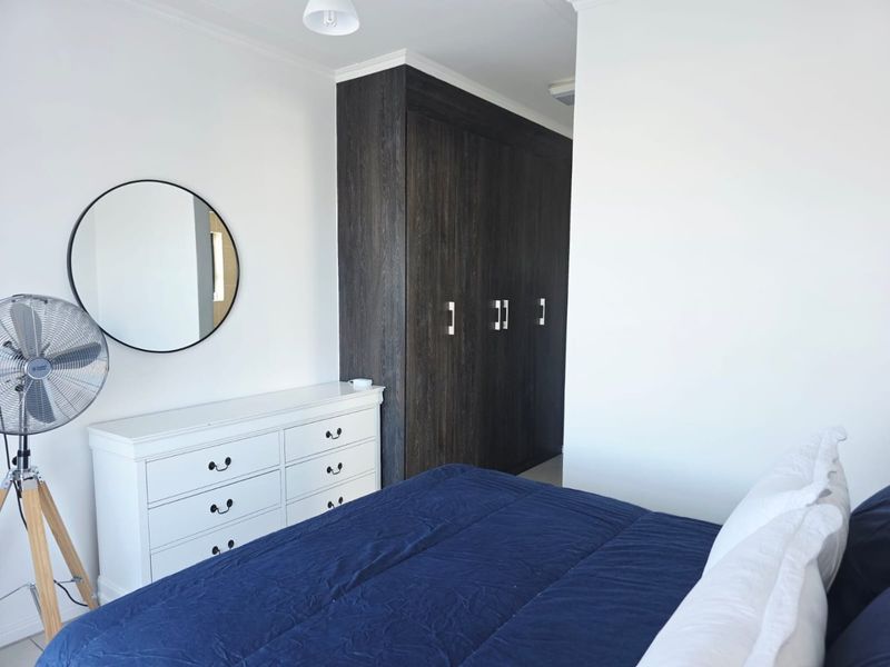 Furnished 1 bedroom Apartment available - Photo 8