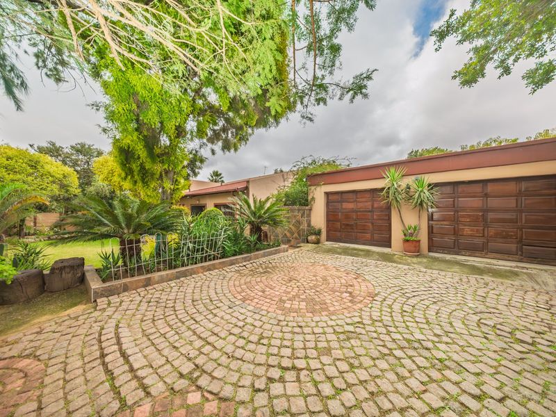3 Bedroom House For Sale in Edenvale Central - Photo 4