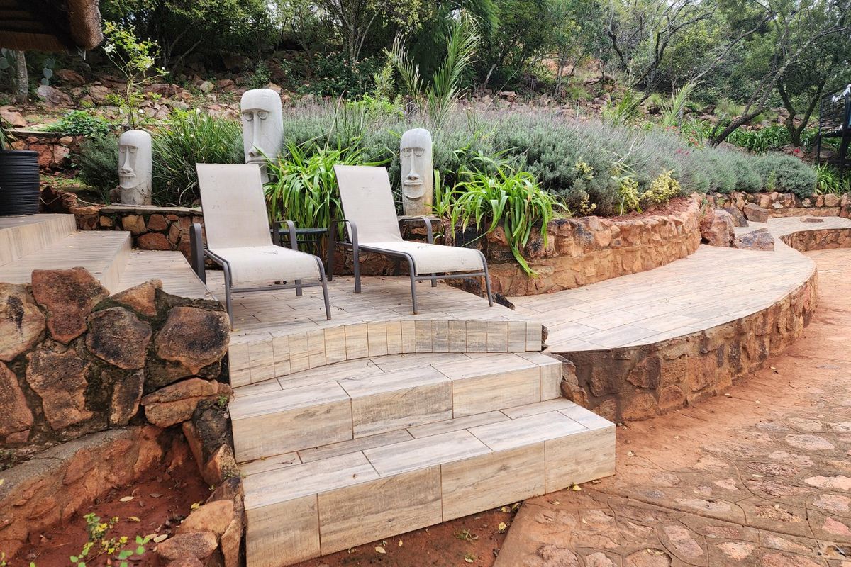 EXCLUSIVE COMMERCIAL PROPERTY IN WILKOPPIES - Photo 4