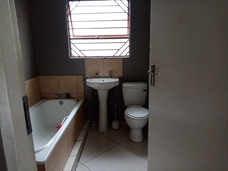 Cosmo Family Home With Space And Charm For Sale! - Photo 4