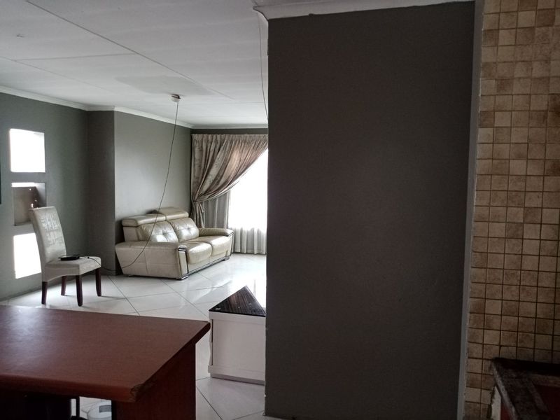 Cosmo Family Home With Space And Charm For Sale! - Photo 3