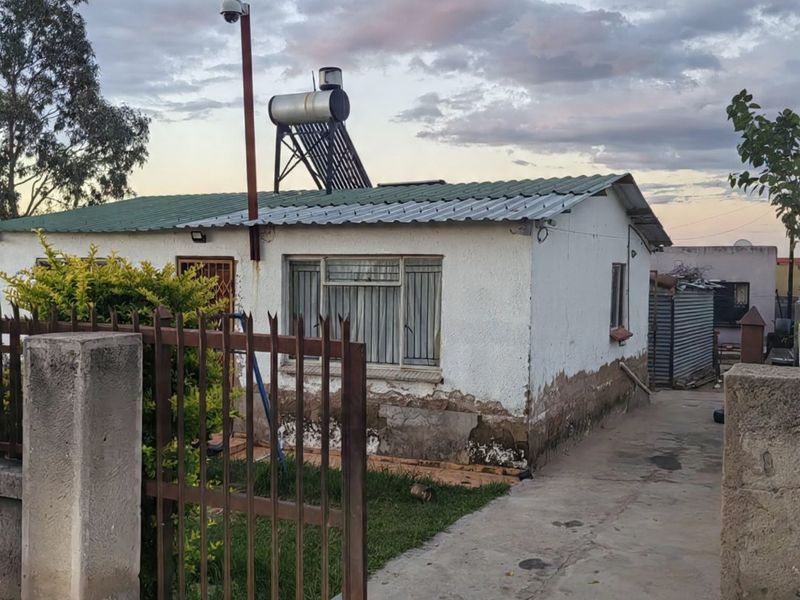 Income-Generating Investment Property for Sale – Seshego Zone 5 - Photo 3