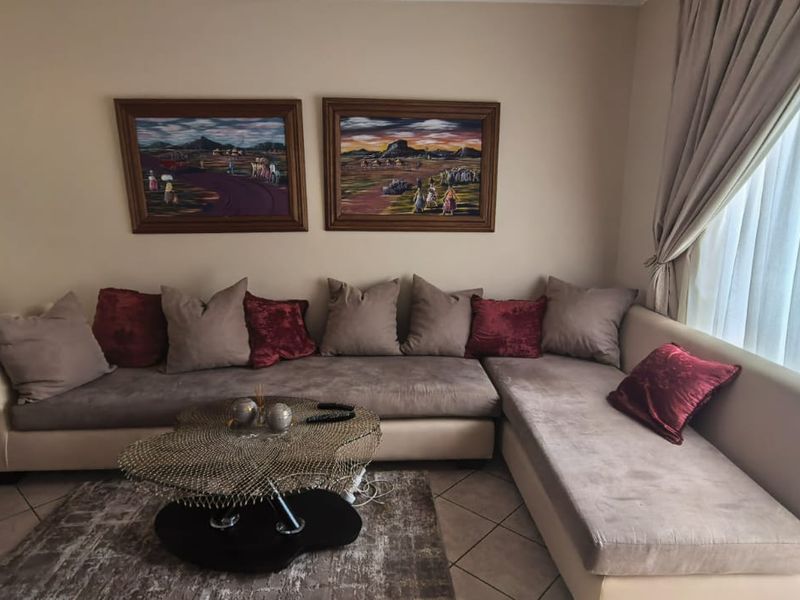 Modern 2-Bedroom Home with Private Garden in Secure Carlswald Creek Estate - Photo 7