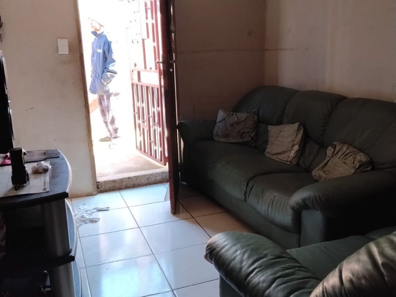 2 Bed House in Doornkop for Sale - Photo 10