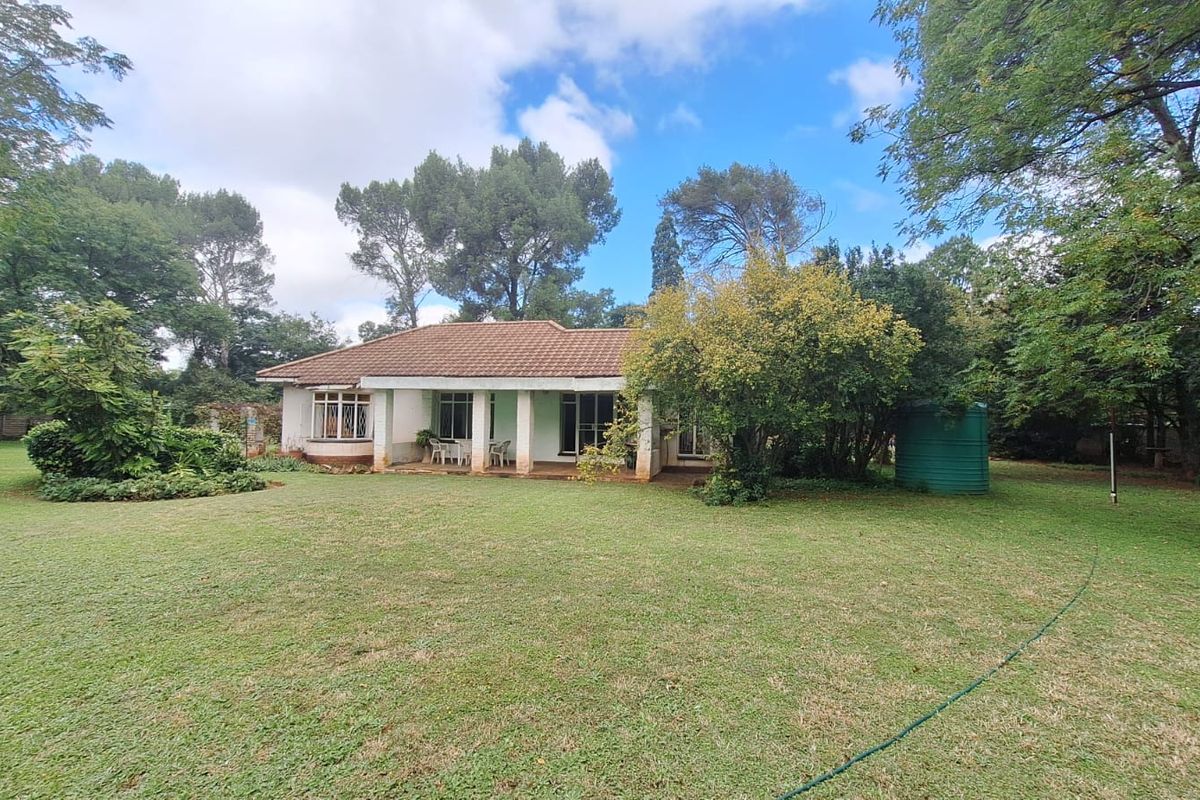 Rare Opportunity- Fixer-Upper with Development Potential - Photo 4