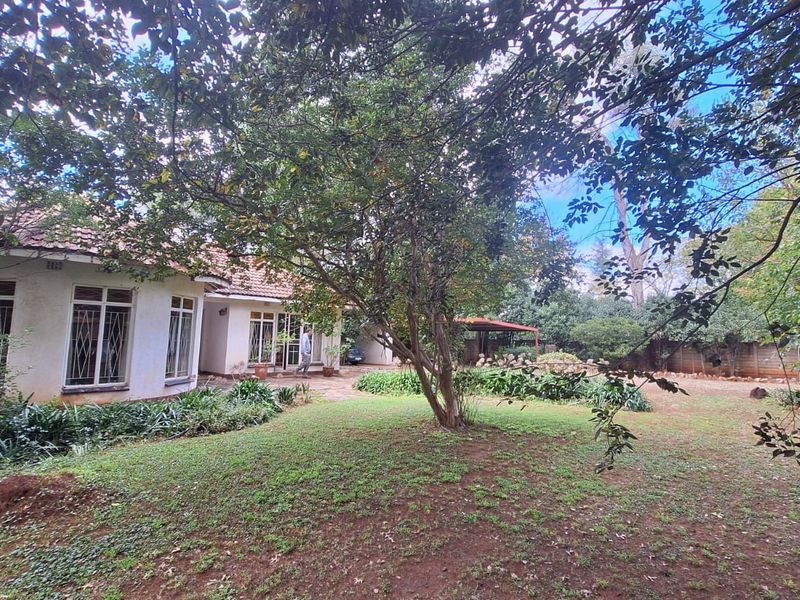 Rare Opportunity- Fixer-Upper with Development Potential - Photo 2