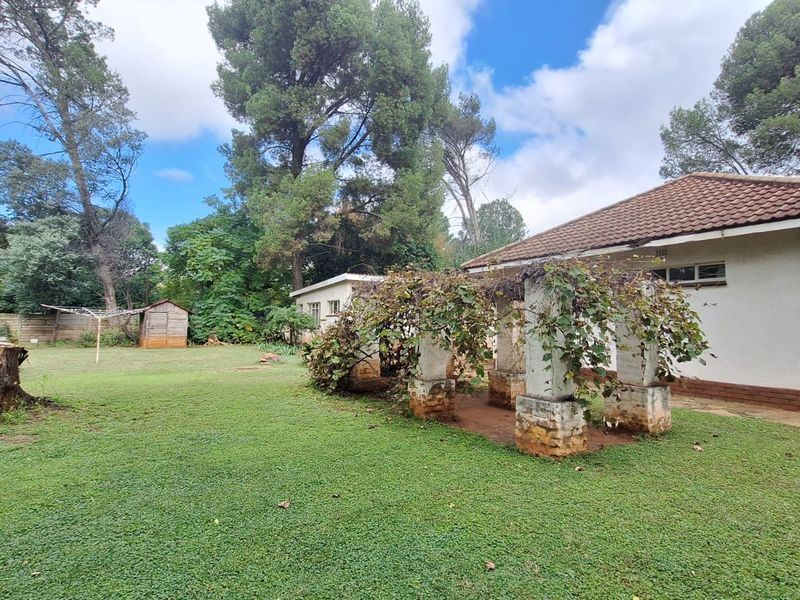 Rare Opportunity- Fixer-Upper with Development Potential - Photo 8