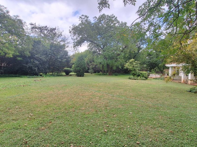 Rare Opportunity- Fixer-Upper with Development Potential - Photo 3