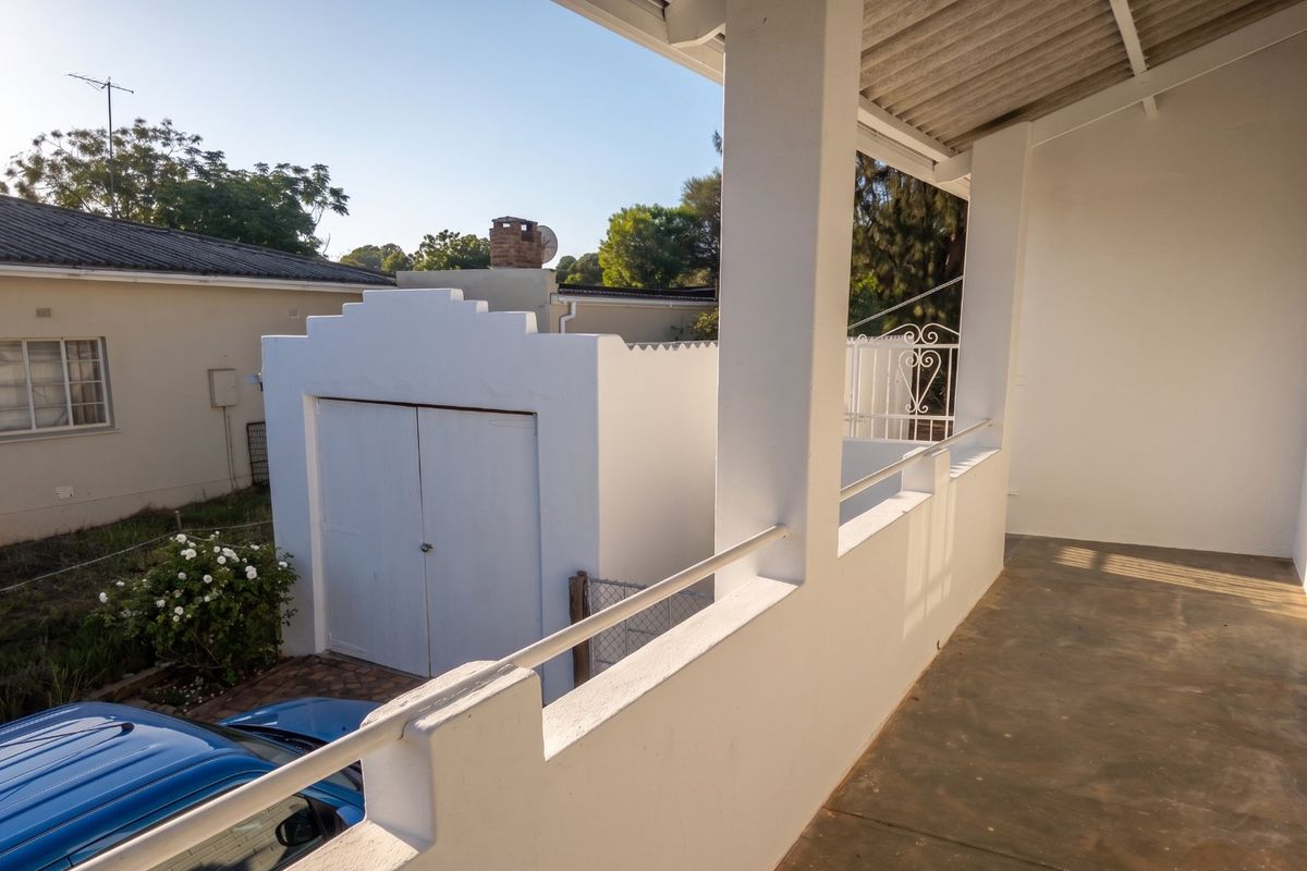 Spacious Corner Property Near Hoërskool Hopefield – A Rare Find - Photo 3