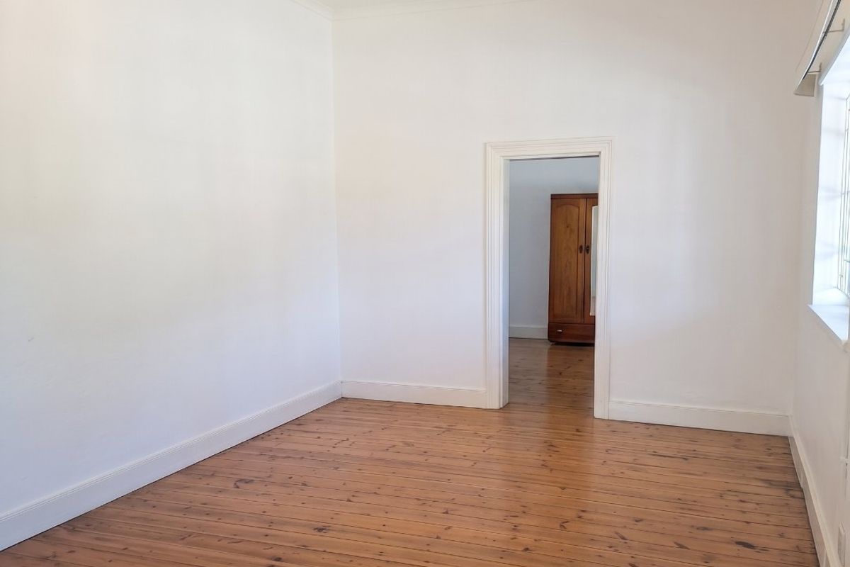 Spacious Corner Property Near Hoërskool Hopefield – A Rare Find - Photo 4