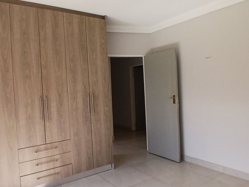 3 Bed House in Heuweloord for Rent - Photo 4