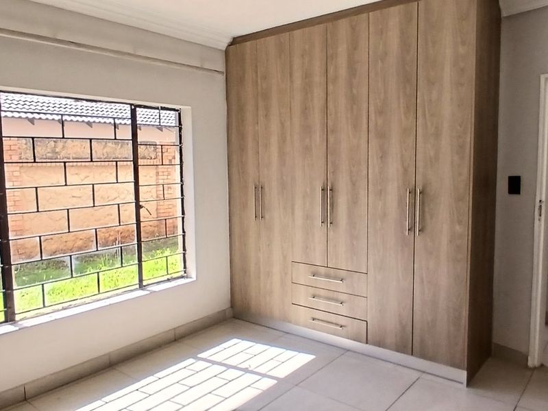3 Bed House in Heuweloord for Rent - Photo 6
