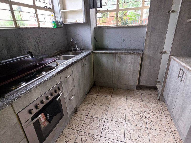 First time affordable buy, investment or starter home.  - Photo 4