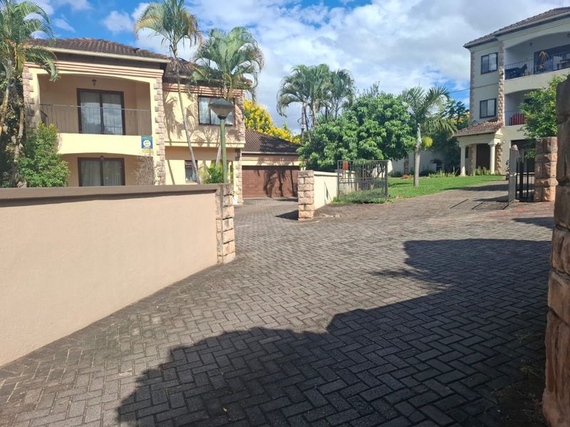 3 Bedroom House in a Secured Gated Estate - Photo 2
