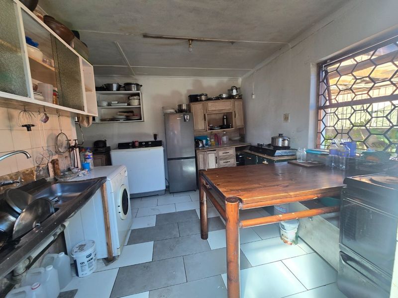 Spacious family home - Photo 7