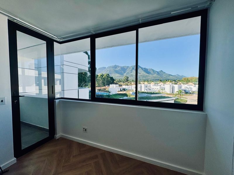 Comfortable 2-Bedroom Apartment with Stunning Mountain Views in Arbour Nature Estate - Photo 10