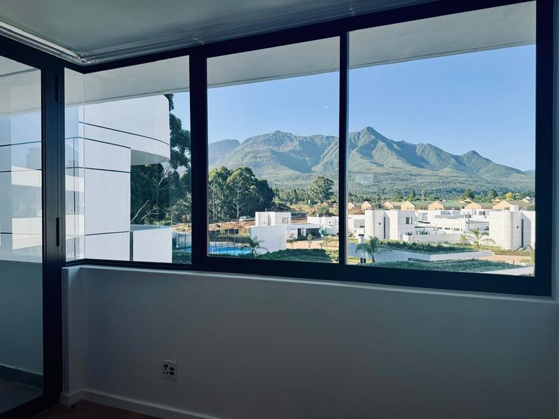 Comfortable 2-Bedroom Apartment with Stunning Mountain Views in Arbour Nature Estate - Photo 9