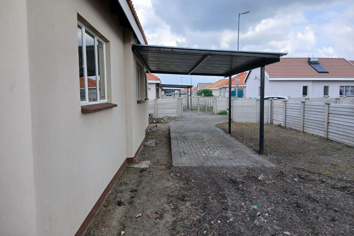 Affordable Family Living in Platinum Village  - Photo 2