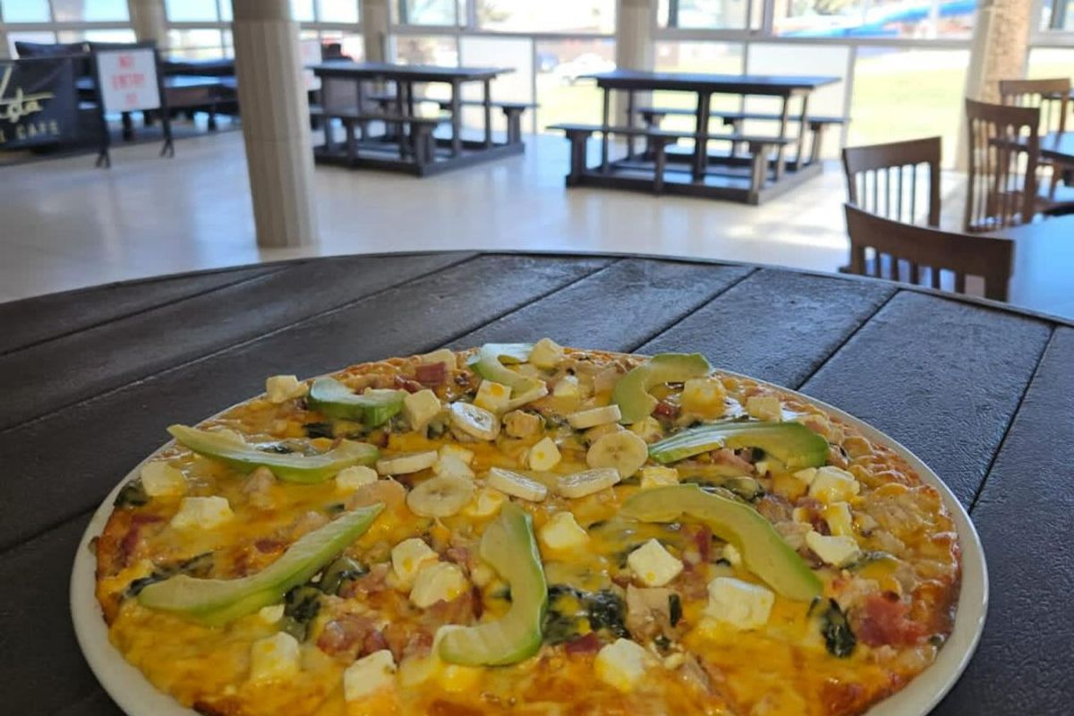 OWN ONE OF JEFFREYS BAY'S MOST ICONIC HOTSPOTS!! - Photo 3