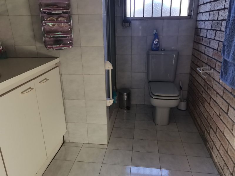 3 Bed House in Newton Park for Sale - Photo 4