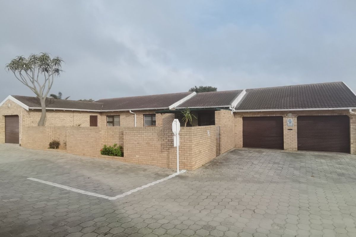 3 Bed House in Newton Park for Sale - Photo 2