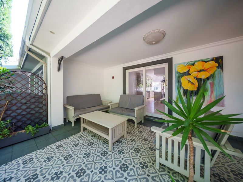 Beautiful Thornhill Estate Family Home to Let - Photo 5