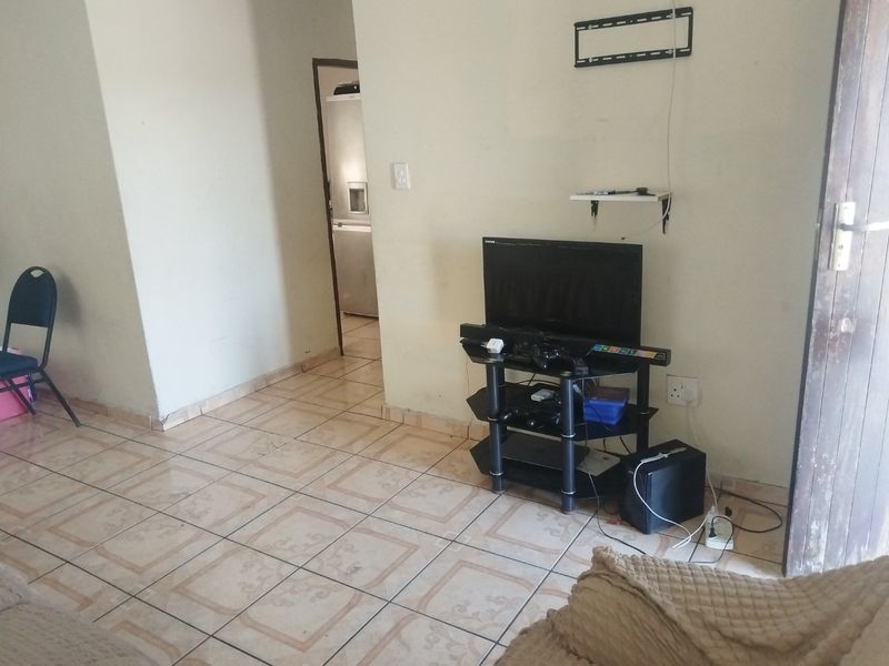 Great Entry Level Home - Photo 10