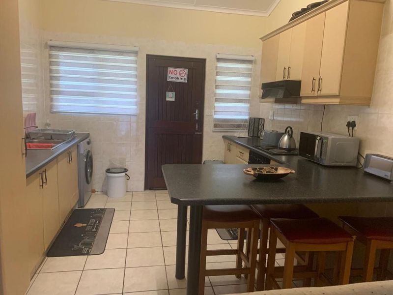 Fully furnished two bedroom unit to rent at Shelly Beach  - Photo 3