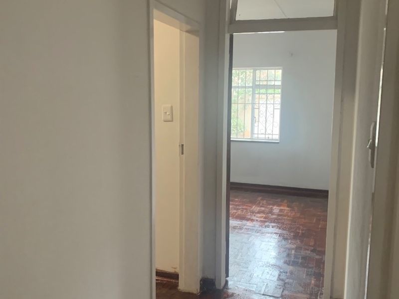 En-suite Room to Rent in a House at Westdene.  - Photo 4