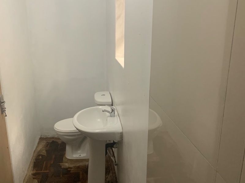 En-suite Room to Rent in a House at Westdene.  - Photo 2