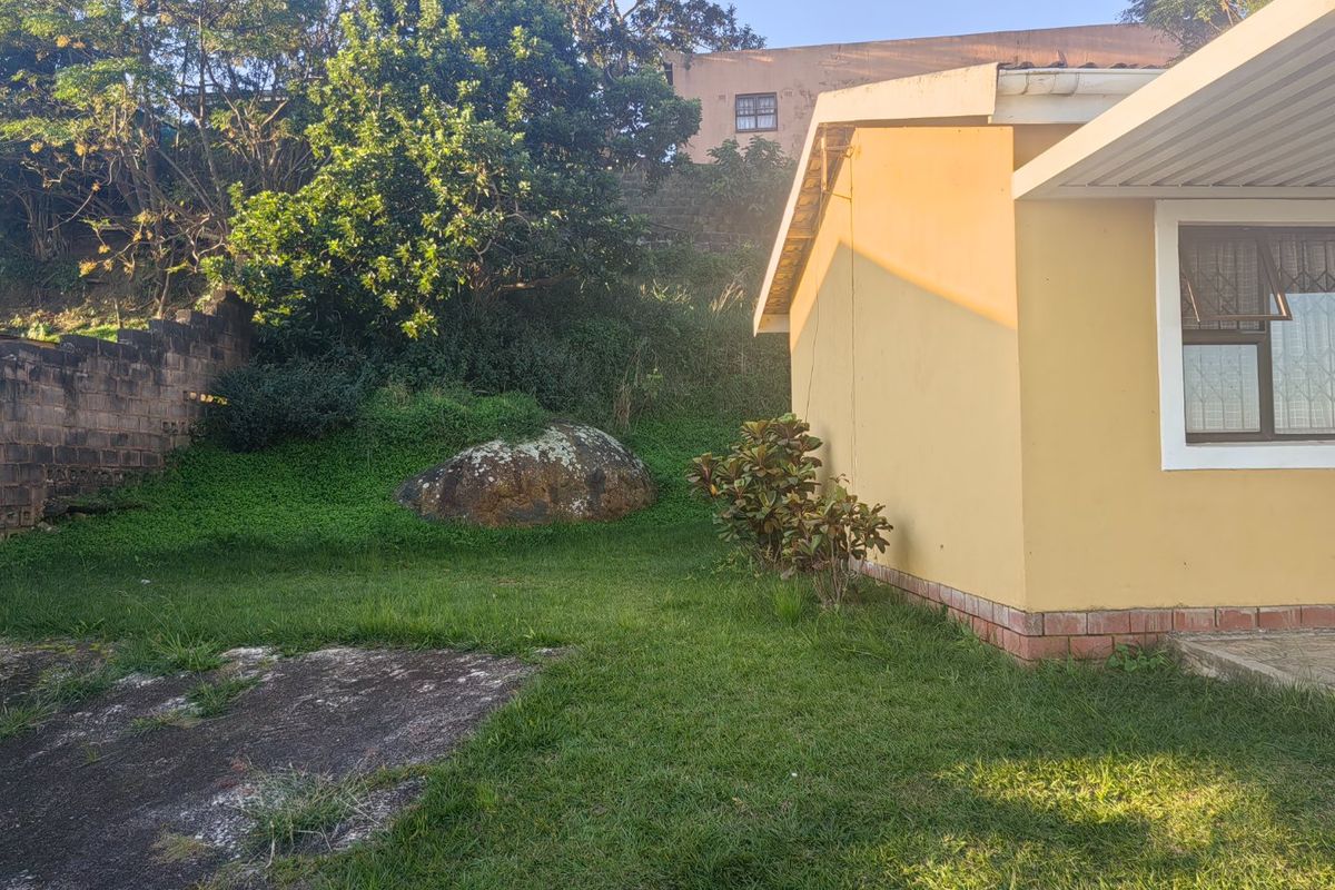 3bedroom house for Sale in UMLAZI BB - Photo 2