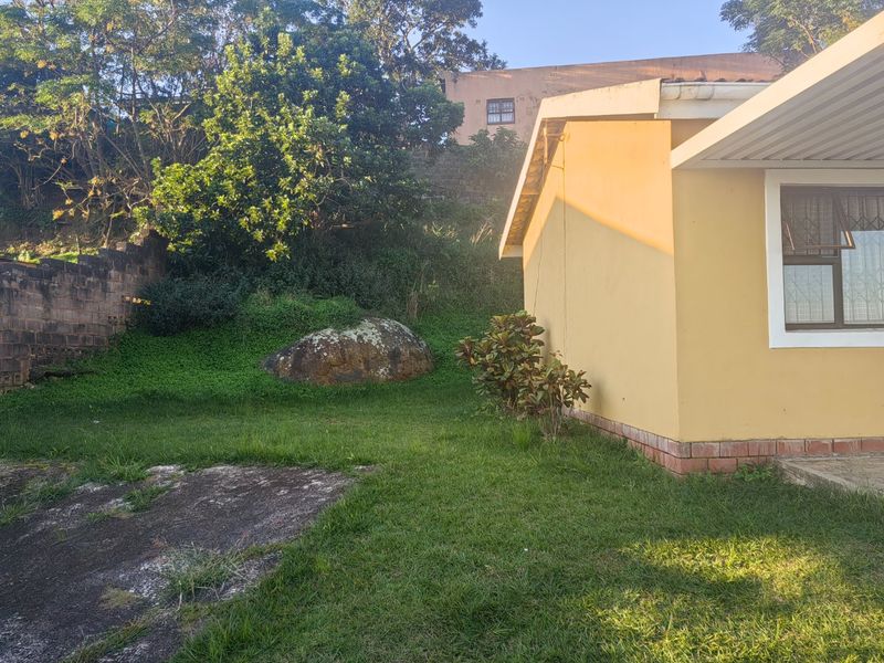 3bedroom house for Sale in UMLAZI BB - Photo 2