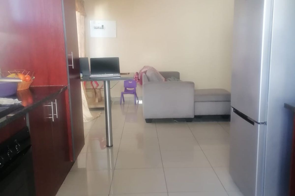 Spacious 3 Bed Townhouse in Tasbet Park - Photo 5