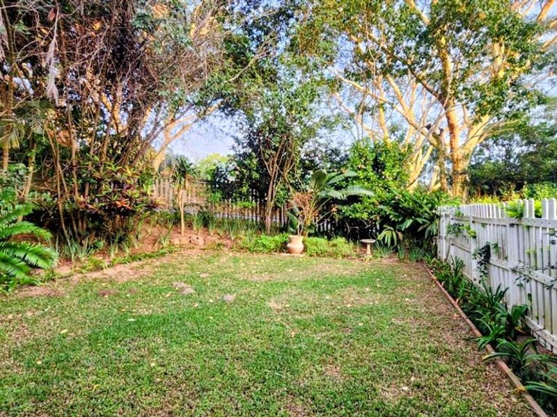 Mount Edgecombe Estate One -  3 Bedroom , pet friendly duplex  - Photo 3