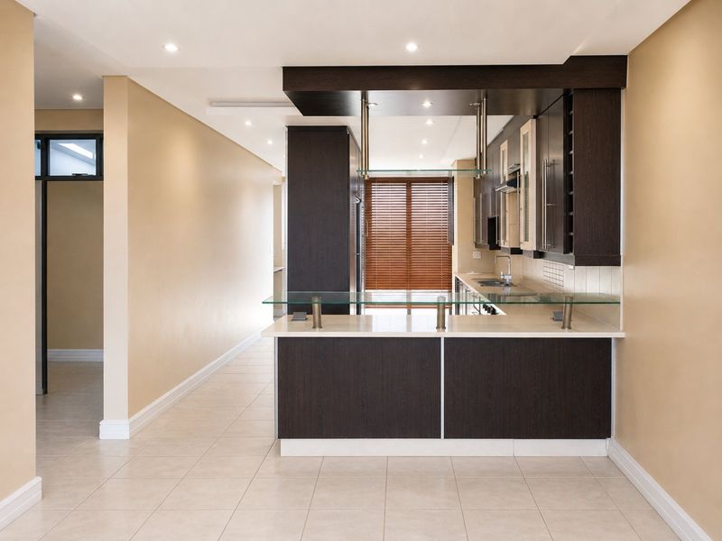 Open plan 2 Bedroom Apartment in Bedford Gardens with lifts - Photo 7