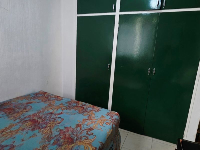 2 bedroom apartment to Let Erasmia - Photo 8