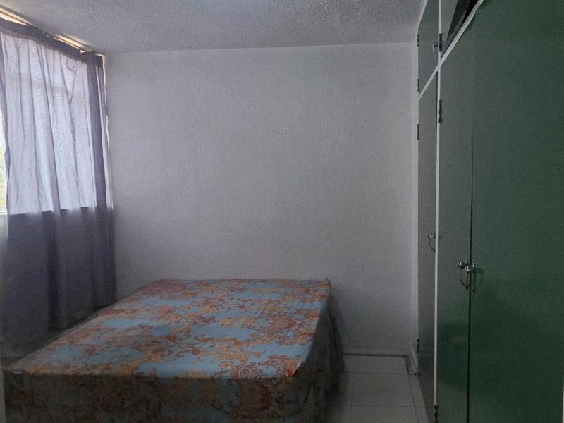 2 bedroom apartment to Let Erasmia - Photo 7