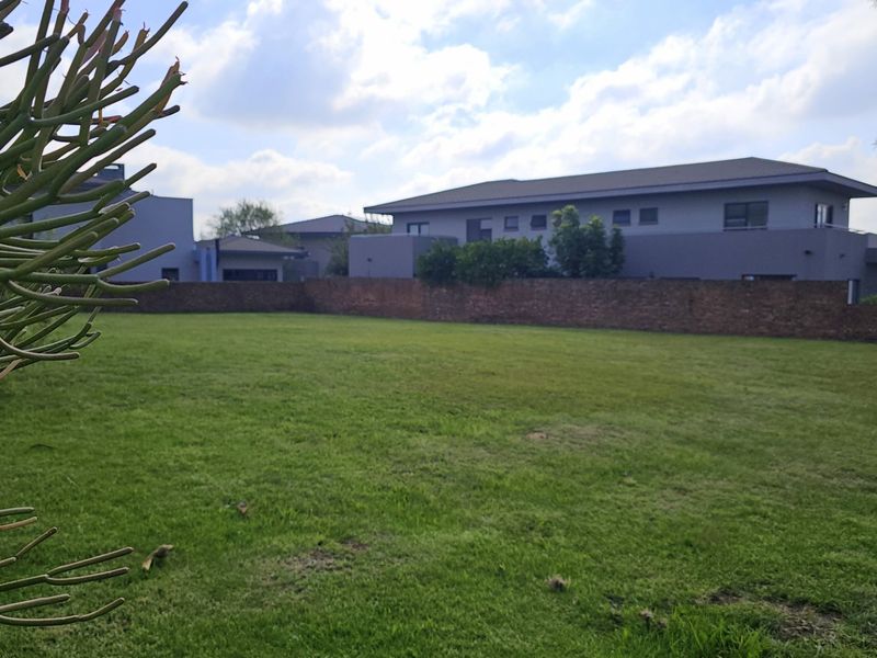 VACANT STAND IN LOMBARDY ESTATE FOR A SINGLE RESIDENTIAL HOME - Photo 8
