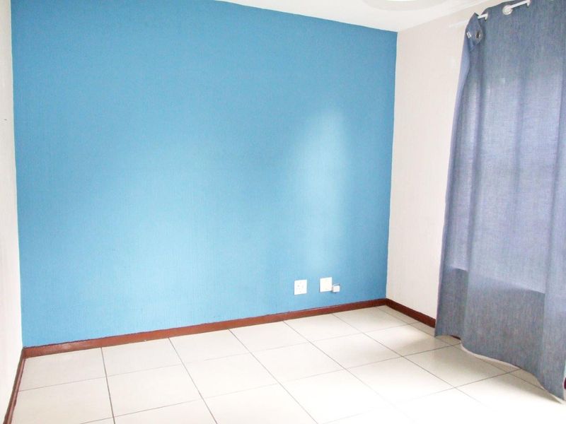 Two Bedroom Ground floor Unit with Garden - Available from the 1st of July 2026 - Photo 10