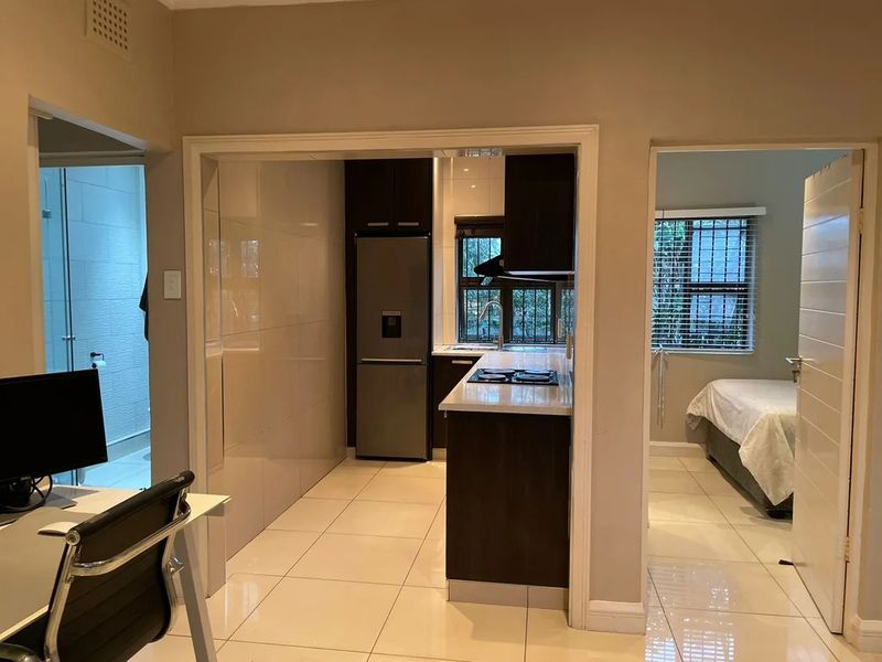 Beautifully Renovated - Photo 3