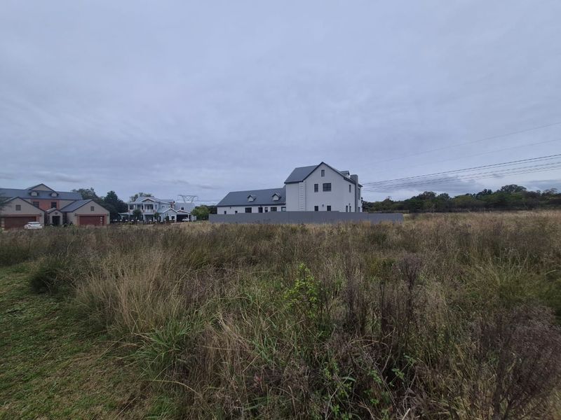 Vacant land, ready do build your dream home. -Equestrian Estate -  Land for grabs!  - Photo 5