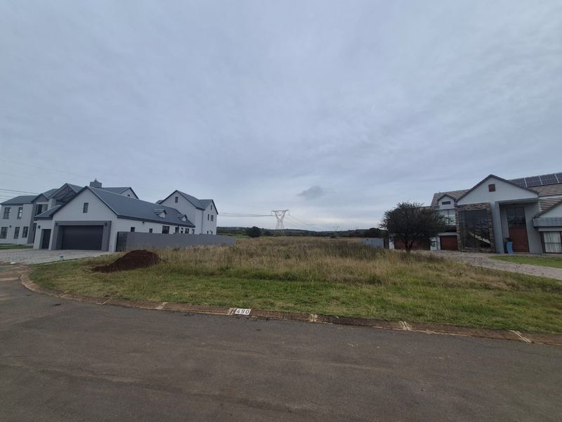 Vacant land, ready do build your dream home. -Equestrian Estate -  Land for grabs!  - Photo 1
