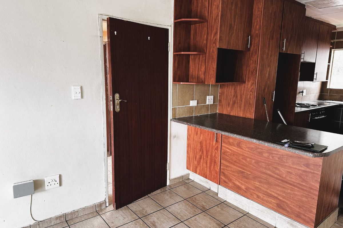 2 Bed Apartment in Sonneglans - Comfortable Living, Well Managed - Photo 4
