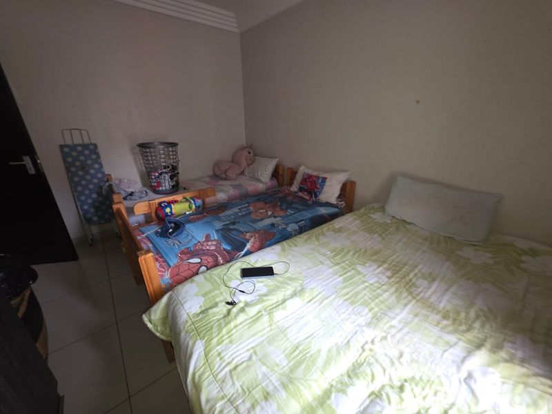 TWO BEDROOMS TWO BATHROOMS FIRST FLOOR UNIT FOR SALE IN EVELEIGH .BOKSBURG  - Photo 5