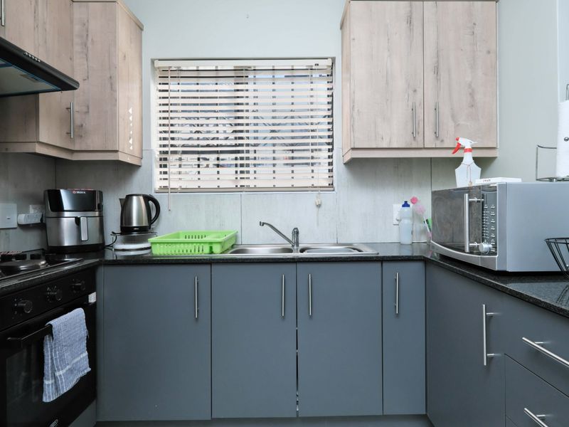 3 bedroom Townhouse for sale in Linton Grange - Photo 6