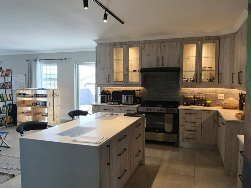 3 BEDROOM HOUSE FOR SALE IN FOUNTAINS ESTATE - Photo 5
