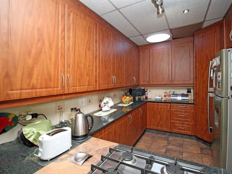 Spacious Family Home with Granny Flat and Excellent Features - Photo 3