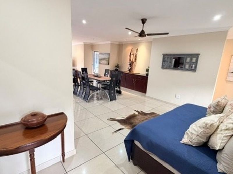 Coastal Elegance Right On the Beach In Shelly Beach - Photo 8
